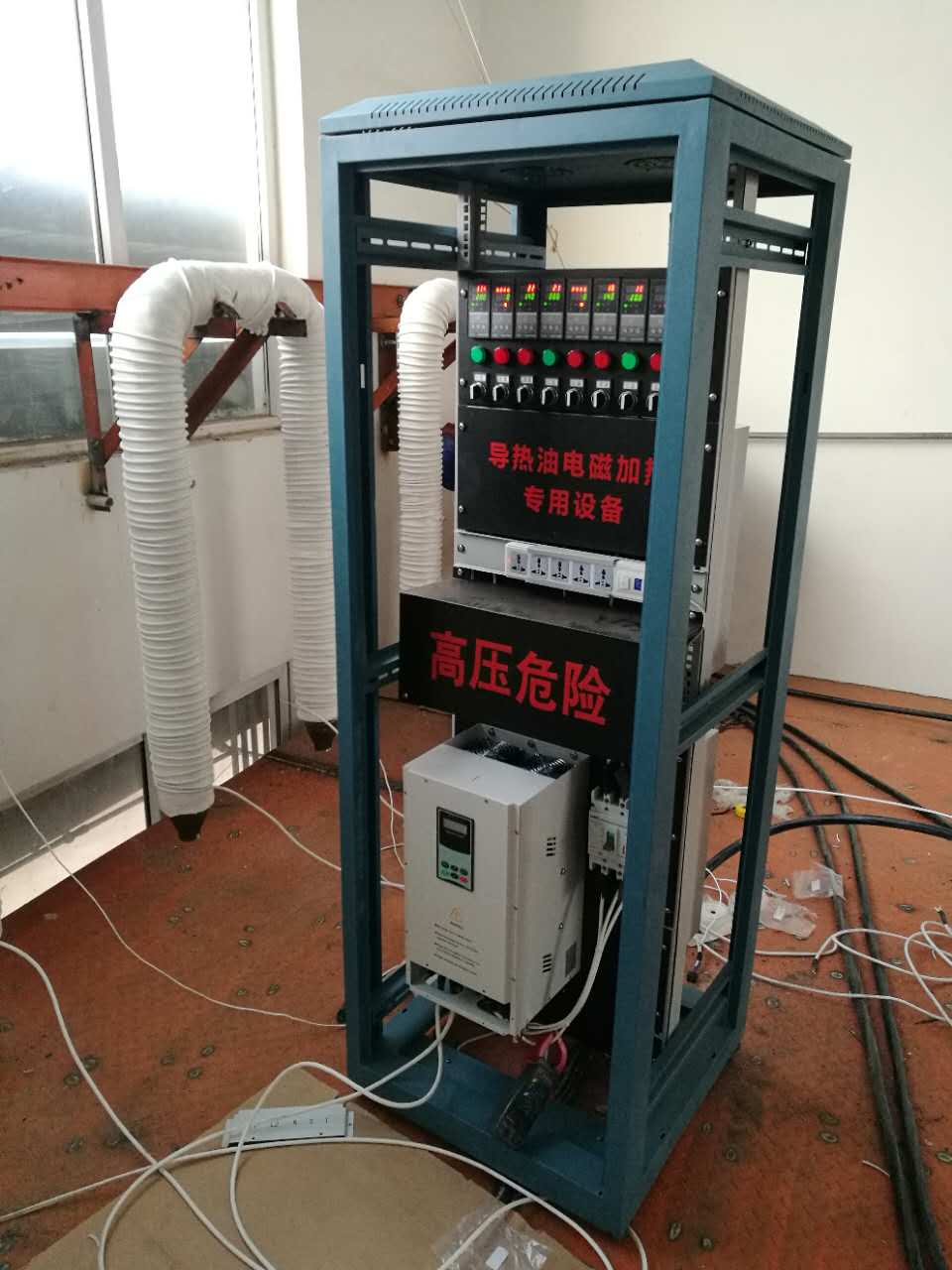 Jiangxin electronics factory explains the reasons why the electromagnetic heating control panel often burns out3.jpg